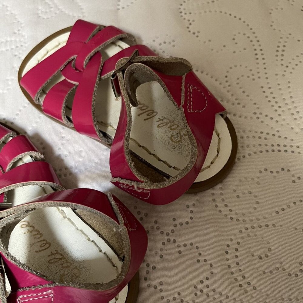 Salt Water Original Solid Pink Sandals Size 4 - Picture 9 of 9